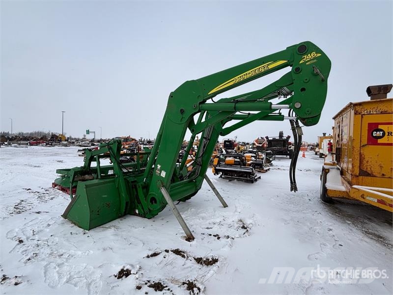 John Deere 746 110 in Front Loader Attachment Навесные фронтальные погрузчики