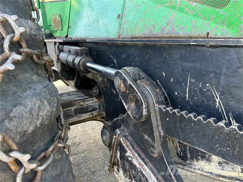 John Deere 748G3 4x4 Skidder Miško vilkikai