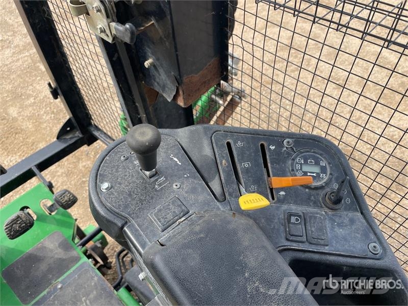 John Deere 7500 Fairway Mower Fairway mowers