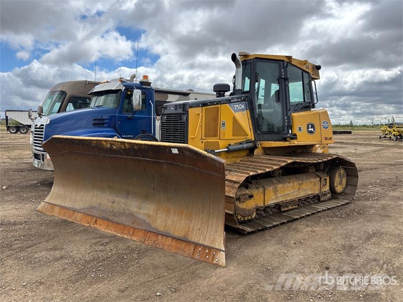 John Deere 750K LGP بلدوزرات مجنزرة