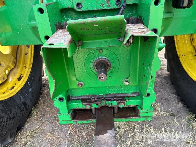 John Deere 7700 4WD Tractor Traktorok