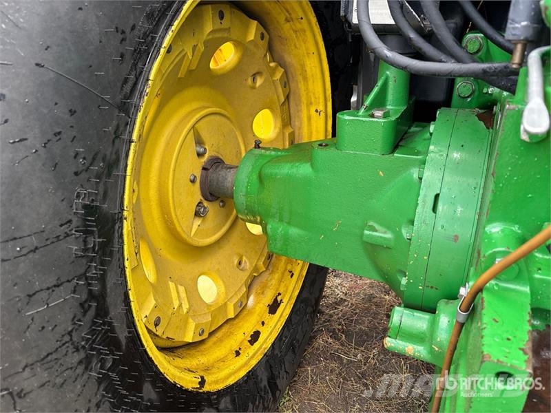 John Deere 7700 4WD Tractor Traktorok