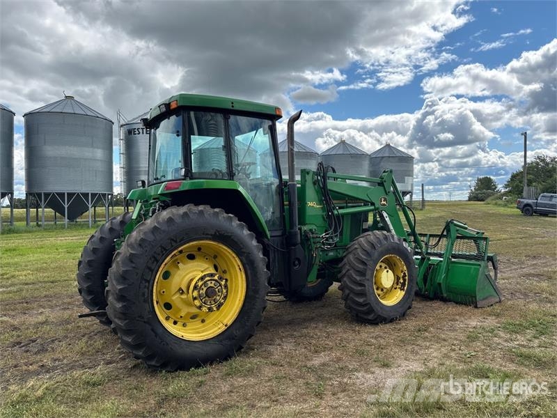 John Deere 7700 4WD Tractor Traktorok