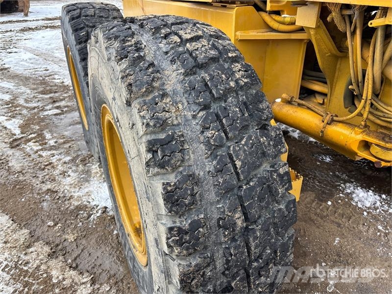 John Deere 772CH معدات تمهيد الطرق