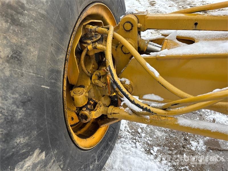 John Deere 772CH معدات تمهيد الطرق