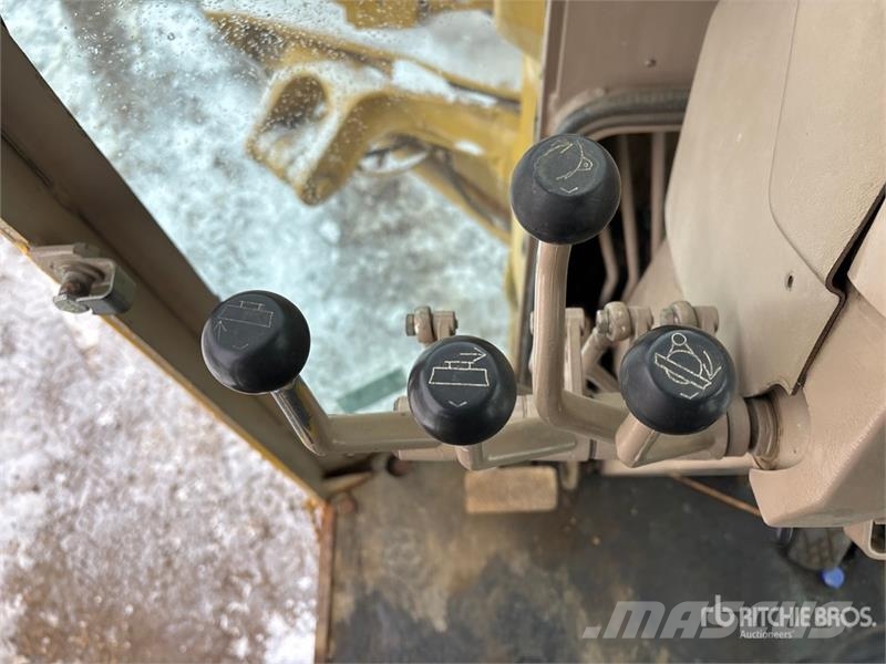 John Deere 772CH معدات تمهيد الطرق