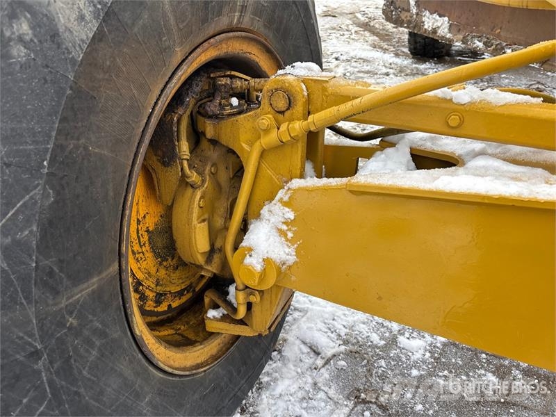 John Deere 772CH معدات تمهيد الطرق