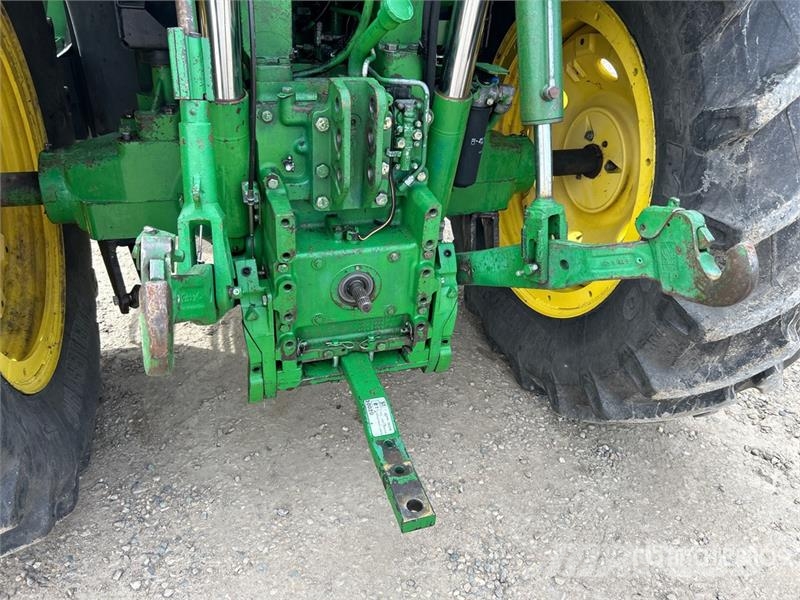 John Deere 7810 Traktori