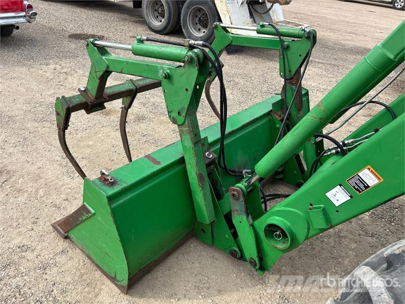 John Deere 7810 Traktori