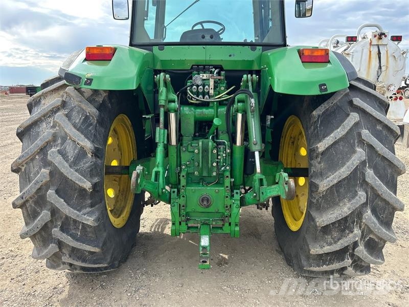 John Deere 7810 Traktori