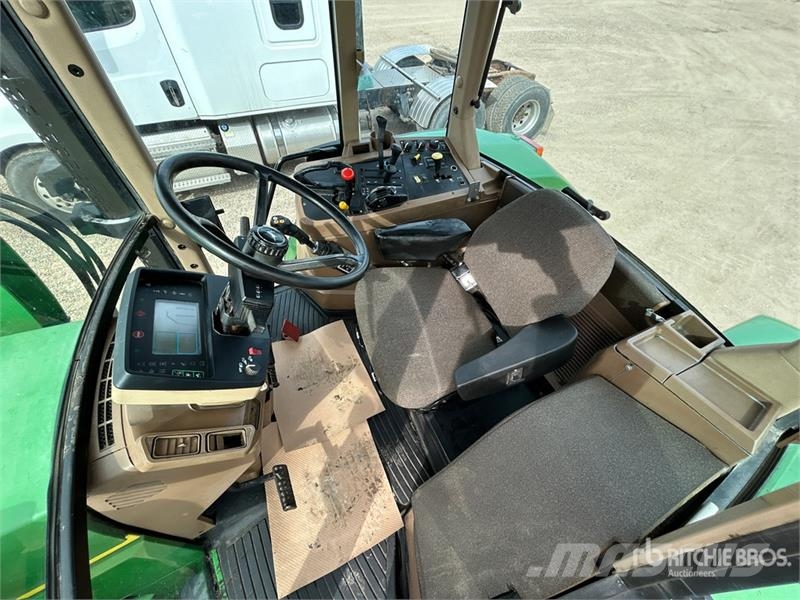John Deere 7810 Traktori