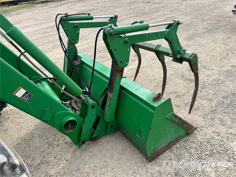 John Deere 7810 Traktori