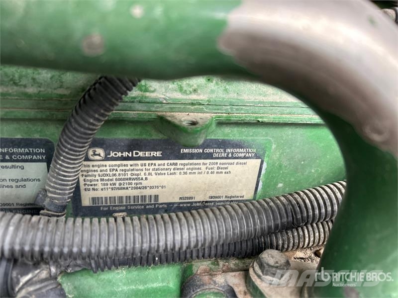 John Deere 7830 4WD Tractor Traktorit