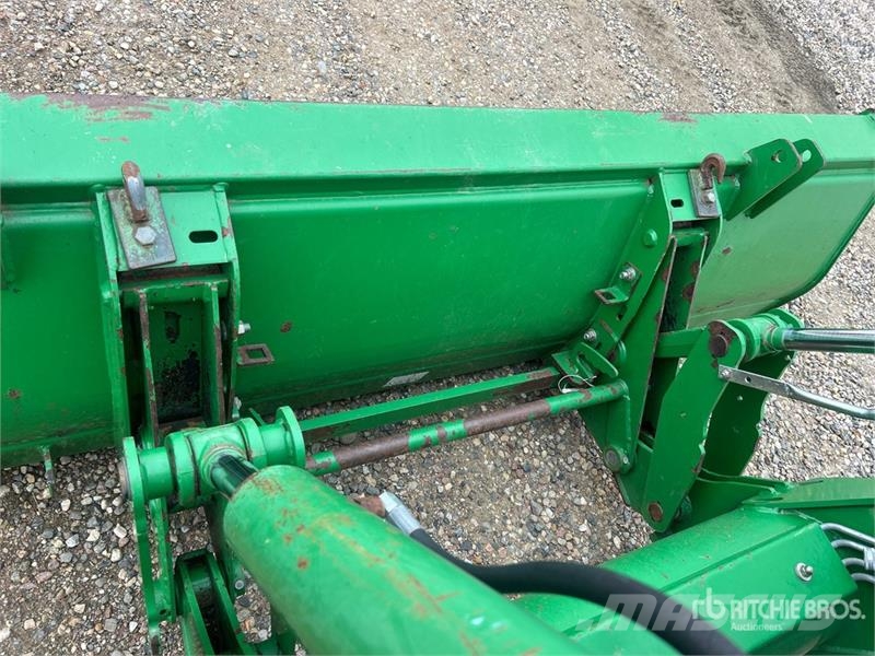 John Deere 7830 4WD Tractor Traktoriai