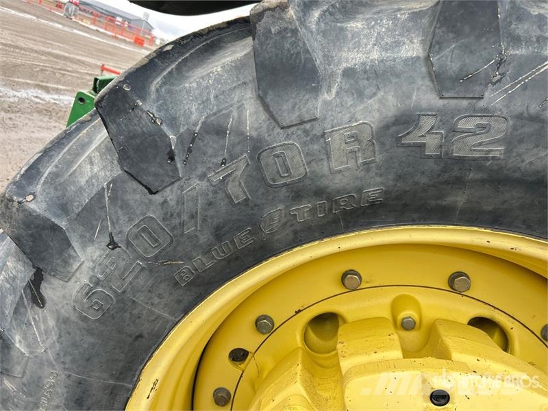John Deere 7830 4WD Tractor Traktorit