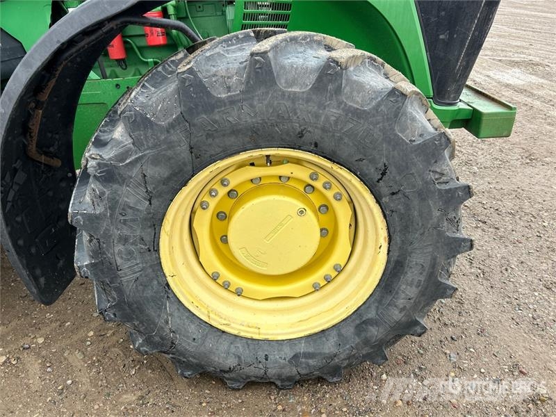 John Deere 7830 4WD Tractor Traktorit