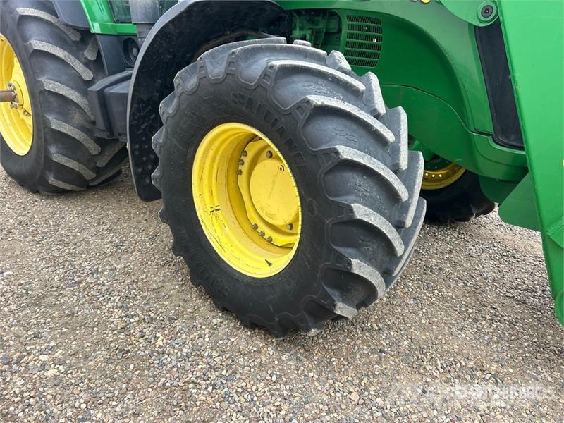 John Deere 7830 4WD Tractor Traktoriai