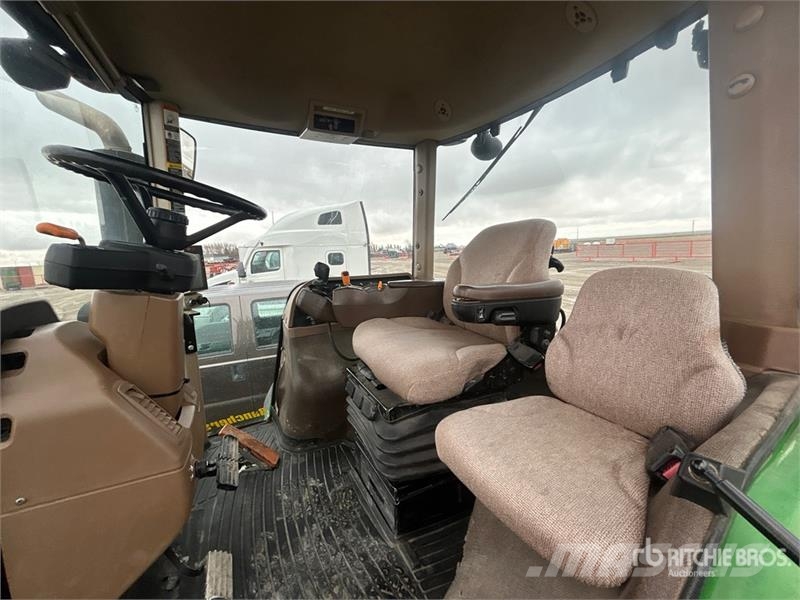 John Deere 7830 4WD Tractor Traktorit