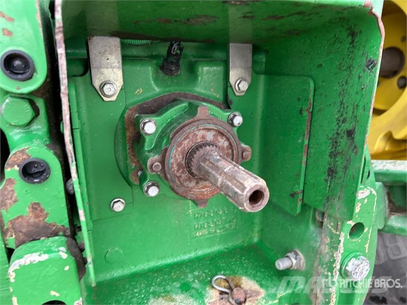 John Deere 7830 4WD Tractor Traktorit