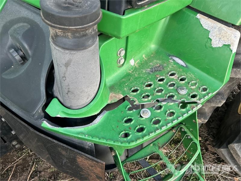 John Deere 7930 Traktori