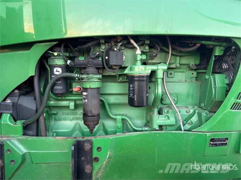 John Deere 7930 Traktori