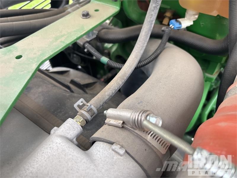 John Deere 800R 70 ft Air Boom 4x2 Floater Self-Propelled Fer Spargiminerale