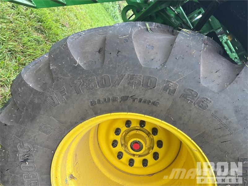 John Deere 800R 70 ft Air Boom 4x2 Floater Self-Propelled Fer Spargiminerale
