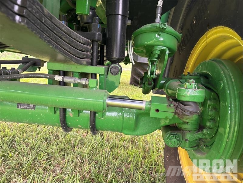 John Deere 800R 70 ft Air Boom 4x2 Floater Self-Propelled Fer Spargiminerale
