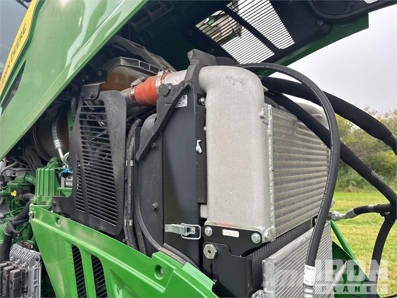 John Deere 800R 70 ft Air Boom 4x2 Floater Self-Propelled Fer Spargiminerale
