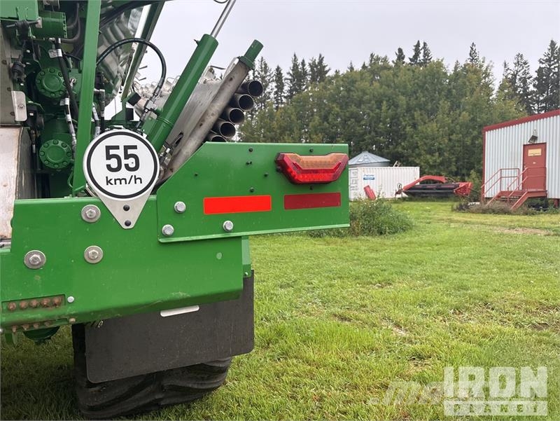 John Deere 800R 70 ft Air Boom 4x2 Floater Self-Propelled Fer Spargiminerale