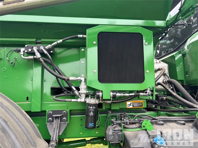 John Deere 800R 70 ft Air Boom 4x2 Floater Self-Propelled Fer Spargiminerale