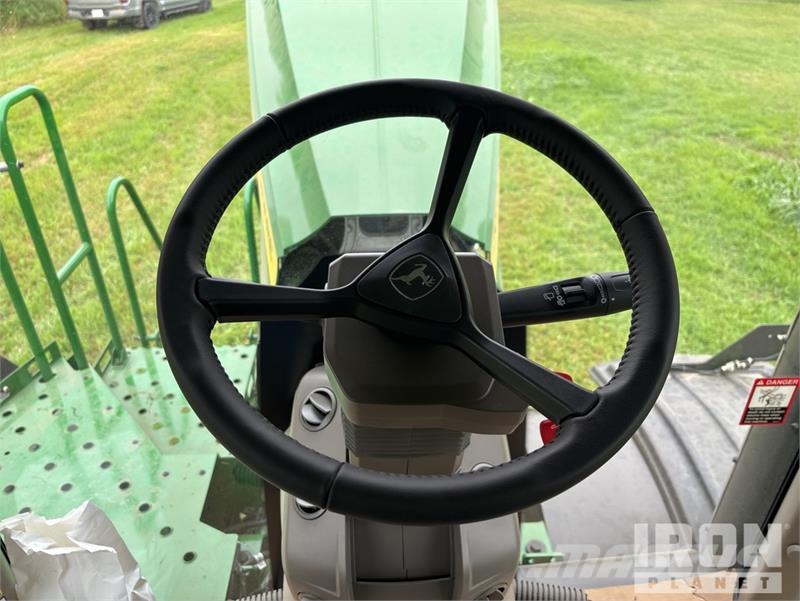 John Deere 800R 70 ft Air Boom 4x2 Floater Self-Propelled Fer Spargiminerale