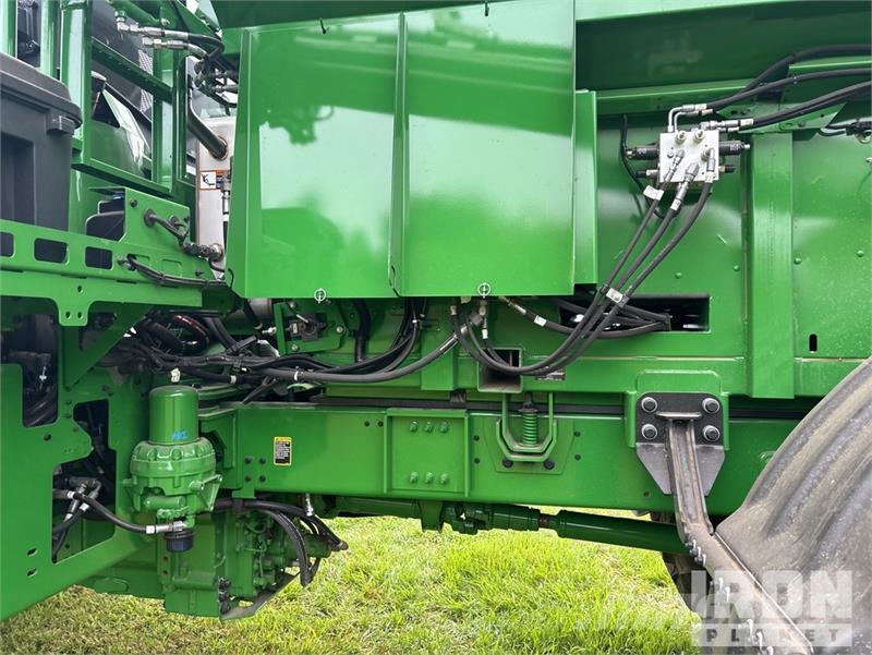 John Deere 800R 70 ft Air Boom 4x2 Floater Self-Propelled Fer Spargiminerale