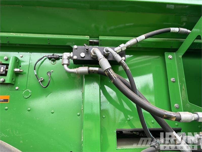 John Deere 800R 70 ft Air Boom 4x2 Floater Self-Propelled Fer Spargiminerale
