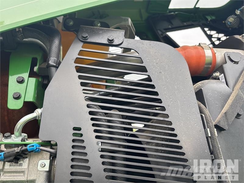 John Deere 800R 70 ft Air Boom 4x2 Floater Self-Propelled Fer Spargiminerale