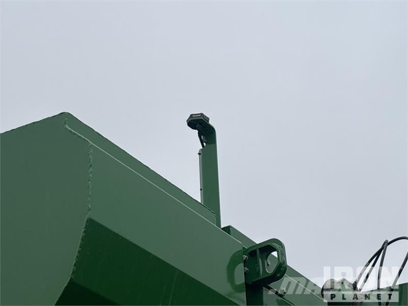 John Deere 800R 70 ft Air Boom 4x2 Floater Self-Propelled Fer Spargiminerale