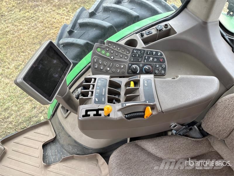 John Deere 8295R 4WD Tractor Трактори