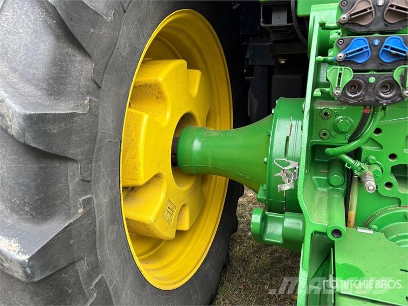 John Deere 8295R 4WD Tractor Трактори