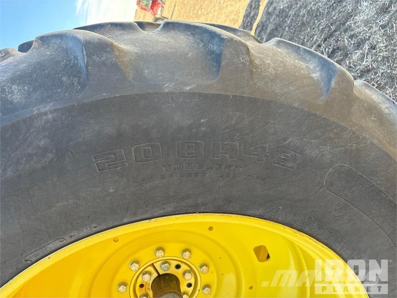 John Deere 8300 4WD Tractor Traktori