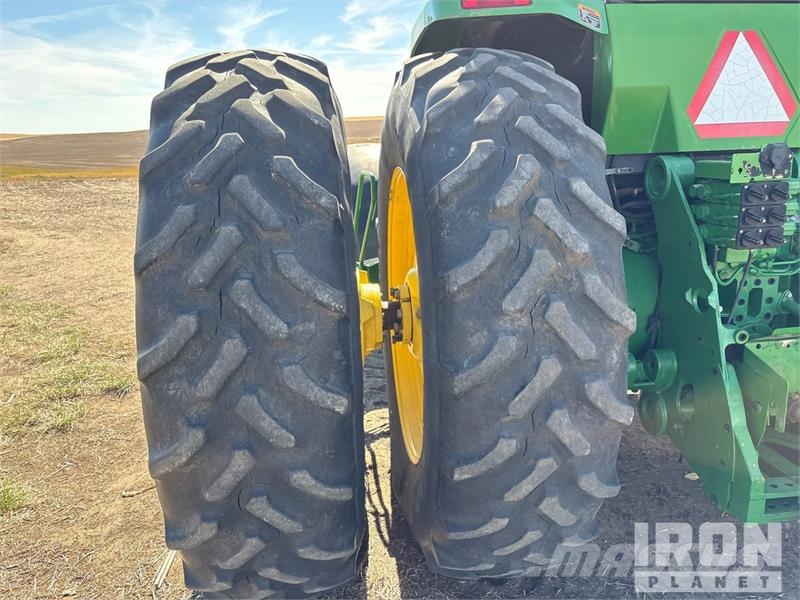 John Deere 8300 4WD Tractor Traktori