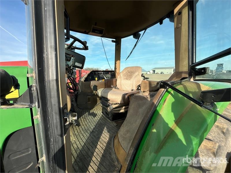 John Deere 8320 Tratores Agrícolas usados