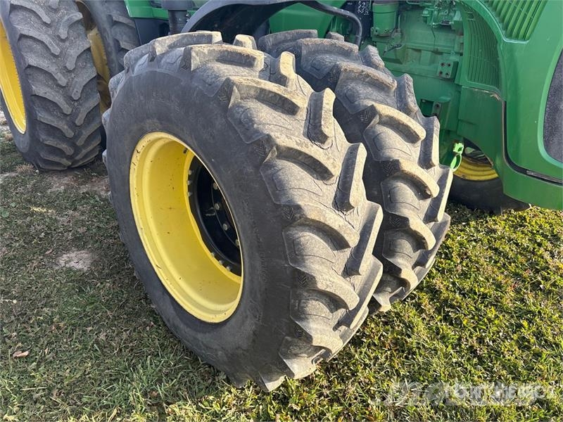 John Deere 8320 Tratores Agrícolas usados
