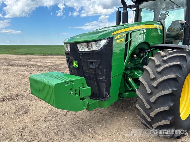 John Deere 8370R 4WD Tractor Traktörler