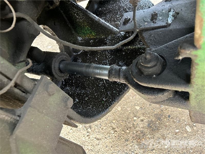 John Deere 8430 ماكينات زراعية - غير ذلك