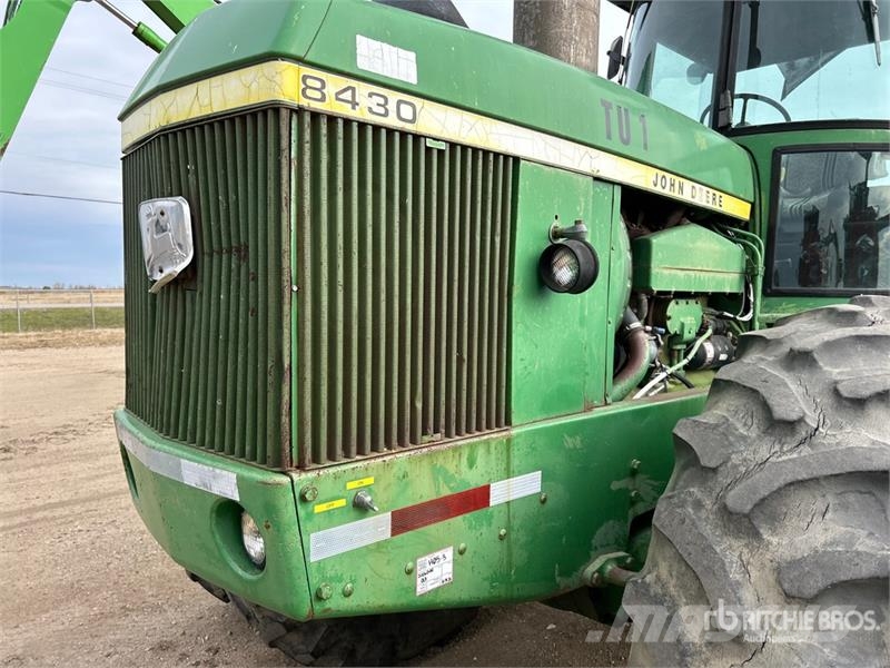 John Deere 8430 ماكينات زراعية - غير ذلك