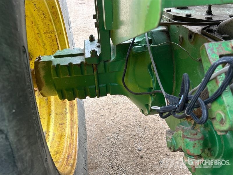 John Deere 8430 ماكينات زراعية - غير ذلك