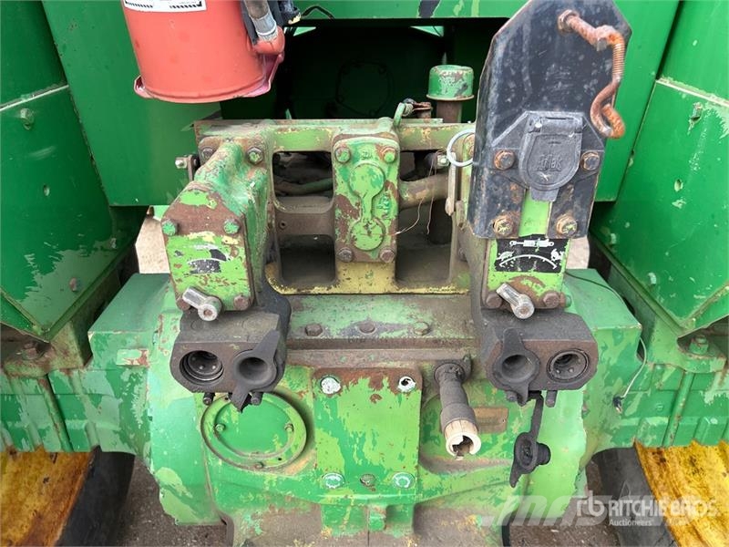 John Deere 8430 ماكينات زراعية - غير ذلك