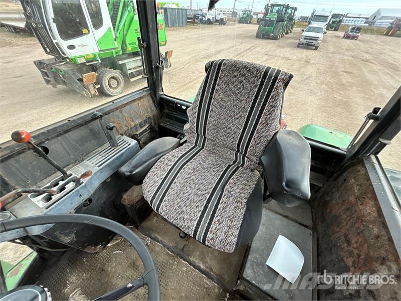 John Deere 8430 ماكينات زراعية - غير ذلك