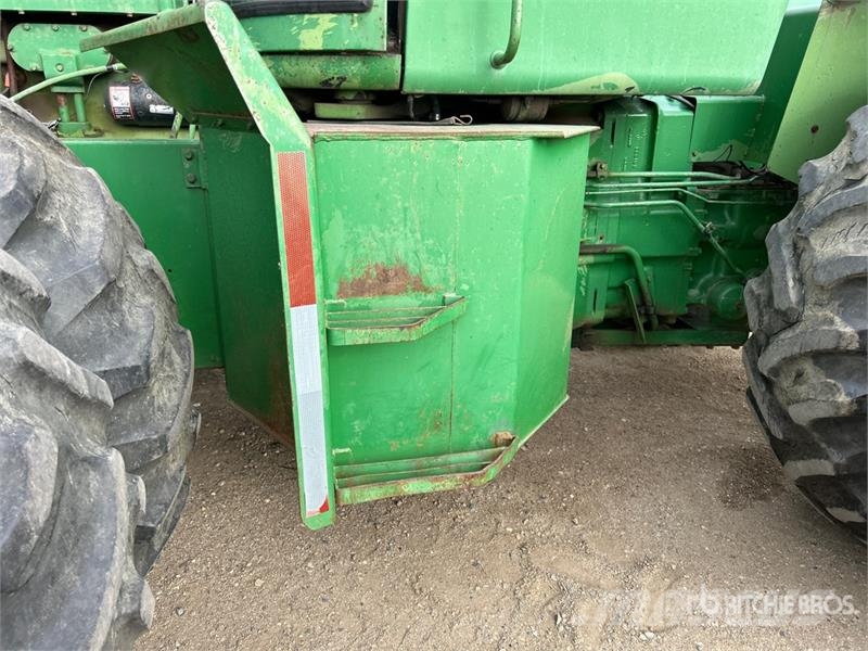 John Deere 8430 ماكينات زراعية - غير ذلك