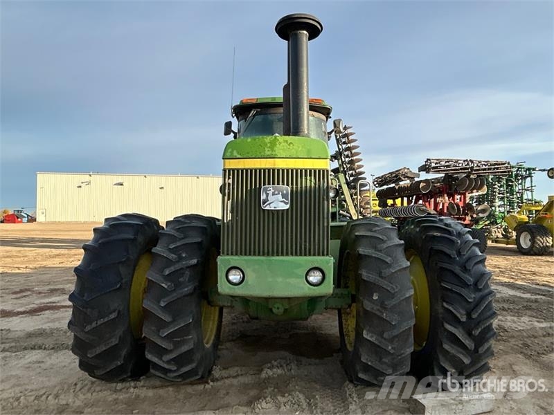 John Deere 8430 ماكينات زراعية - غير ذلك